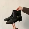 Botines Nuevos de Otoño/Invierno 2026, Cuadrados, Estilo Retro, para Commuter de Mujer, Modernos y Versátiles, Tacón Grueso, Hebilla Metálica, Piel Suave, Botas Adelgazantes