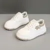 [Personalizado] Kt265 Nuevos Zapatos Blancos Transpirables Primavera y Otoño 2024 Resistentes al Desgaste y que Aumentan la Altura Estilo Coreano Casual Estilo Preppy
