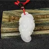 Atacado de fábrica pingente de jade imitação Hetian material da Mongólia Exterior pingente verde espinafre colar de couro e jade masculino e feminino