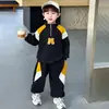 Conjunto de Ropa para Niños Primavera 2026 Nuevo Elegante Estilo Coreano Conjunto de Dos Piezas para Niños Primavera y Otoño Ropa Deportiva Fresca para Niños