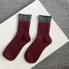 Calcetines altos de tubo a rayas con letras retro rojas y grises, estilo académico, calcetines de moda ondulados, una generación de cabello
