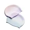 Gorro de natación con degradado, impermeable, no aprieta, talla grande para cabello largo, protección cómoda de silicona para las orejas, gran circunferencia de la cabeza, gorro de natación profesional para adultos.