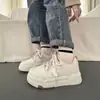 Sapatos brancos pequenos de sola grossa estilo Hong Kong, primavera e outono, sensação de alta qualidade, 2024, novo nicho, calçados esportivos casuais para todos os gostos