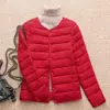 Jaqueta de algodão leve e quente para mulheres, design de gola redonda, adequada para uso casual ao ar livre, outono e inverno, estilo curto