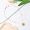 Nuevo collar con colgante de rosa de acero de titanio transfronterizo para mujer, personalidad retro, temperamento simple y versátil, cadena de clavícula cóncava-convexa