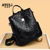Mochila Feminina Bordada 2025 Nova Mochila de Viagem Feminina Atmosférica Antifurto Moda Casual Versátil Bolsa para Mãe