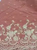 Tecido de bordado plano de cor única em estoque com detalhes em renda, feito de algodão respirável e amigável à pele, adequado para vestidos e roupas