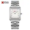 Nuevo Reloj de Mujer Ofns Popular Versátil con Esfera de Tachuelas, Simple Cuadrado Banda Sólida de Acero Reloj de Cuarzo