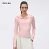 Chamarra de Yoga con Capucha y Cordón Estilo Nuevo a Prueba de Viento para Mujer, Estilo Corto, Ceñida a la Cintura, Adelgazante, Chaqueta para Correr y Fitness D25180