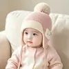 Gorro Orejeras de Invierno para Bebé Animales Lindos de Dibujos Animados Bufanda con Pompón Set de Dos Piezas Gorro de Lana Engrosado Cálido para Niños y Niñas
