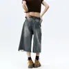 Jeans reto com bainha crua rasgada estilo americano para mulheres, novas calças cropped vintage desfiadas de verão