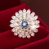 Anillo grande de girasol exquisitamente diseñado con circonita, anillo de dedo índice de cobre puro de alta gama para mujer, un superventas transfronterizo