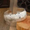 Pulsera de Plata Miao Estilo Étnico Retro Pulsera Abierta Ancha Personalizada Nueva Chinoiserie Estilo Antiguo Pulsera de Plata Hecha a Mano de Guizhou para Mujeres