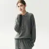 Nuevo suéter de cachemira de otoño 26, cuello polo, botones, manga larga para mujer, holgado, casual, suéter versátil, capa base suave y cómoda