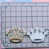 Corona de Pedrería Dorada Lazo Pinza para el Pelo Pinza de Garra Agujero Hebilla de Zapato Accesorios para Ropa Incrustaciones de Pedrería Plástico para Bricolaje