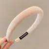 Diadema retorcida fresca y elegante, de lujo ligero para mujer, adecuada para el uso diario en primavera y verano, diadema de ala ancha, dulce accesorio para el cabello estilo coreano