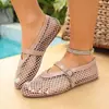 Zapatos Mary Jane de Malla Cruzados Europeos y Americanos de Fondo Plano Hueco Cruzados Zapatos de Malla Talla Grande Suela Suave Zapatos Individuales Mujer Venta al por Mayor Talla Grande