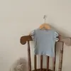 INS Camiseta de Verano para Bebé con Mangas Voladas Dulces Ropa de Hilo Fina con Combinación de Colores para Niña