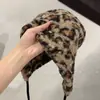 Sombrero de Cubo con Estampado de Leopardo Dulce y Fresco para Mujer, Nuevo Estilo de Invierno Versátil Casual Sombrero Loli, Gorro Cálido a Prueba de Frío para Exteriores