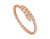 Versión de Alta Gama del Popular Pulsera de Hueso de Serpiente con Diamantes Completos en Forma de Serpiente de Baojia, Pulsera Abierta de Moda, Versátil y Versátil, Venta Directa de Fábrica