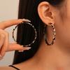 Pendientes de Círculo Geométrico Metálico de Cuero Sencillo para Otoño e Invierno Pendientes Geométricos Elegantes de Gama Alta con Estampado de Leopardo de Moda para Mujer