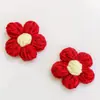 Acessórios de grampo de cabelo flor puff de crochê feitos à mão, joias de lapela, acessórios para bolsa e roupas, flores para o Dia do Professor