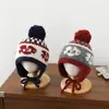 Gorro de pompón para niños de 3 a 8 años, gorro de punto moderno y versátil, gorro pullover jacquard retro americano protector de orejas para niños