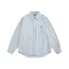 Camisa listrada bordada com rosto sorridente estilo americano, unissex, moderna, casual, proteção solar, modelagem solta, jaqueta camisa versátil para casais