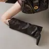 Botas de tacón alto estilo Wasteland, de corte ancho, para mujer, botas largas negras, nuevo modelo Otoño e Invierno 2026, tacón grueso, punta fina, estilo para andar en bicicleta