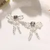 Estilo Coreano Ins Frescos y Llamativos Plata Perla Pedrería Moño DIY Aretes de Moda Accesorios de Flor de Zapato para Mujer Hebilla de Zapato