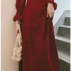 Vestido para Brinde da Noiva 2026 Novo Outono Vestido de Festa Vermelho Adequado para Mulheres Baixas para Casamento, Noivado e Baile de Formatura