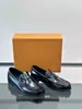Mocasines Populares para Hombre de Cuero Genuino con Hebilla Metálica Louis de Caña Baja Slip-On Zapatos para Viajes de Negocios Venta Caliente Transfronteriza Suministro