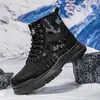 Botas de Hombre 2025 Nuevos Zapatos de Invierno para Hombre Estilo Coreano Tendencia Botas de Terciopelo para Hombre Versátiles de Caña Alta Casuales Zapatos de Cuero