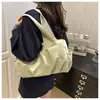Bolsa plissada da moda para mulheres, novo estilo 2026, bolsa de ombro versátil para o dia a dia, grande capacidade, bolsa tote casual moderna, transfronteiriça