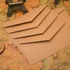 Sobres sencillos de papel kraft, tarjetas de felicitación, tarjetas pequeñas, papel de carta, bolsas con sobre, cartulina decorativa para manualidades, papelería de almacenamiento, uso estudiantil.