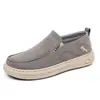 Zapatos casuales de lona nuevos hechos a medida para hombre, mocasines slip-on a la moda, transpirables y versátiles, con suela suave para mayor comodidad, perfectos para papás