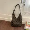 Bolsa grande de bolinhas feminina 2026 nova verão casual moda versátil bolsa de ombro única bolsa tote de grande capacidade