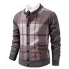 2026 Nuevo Suéter Cardigan Casual para Hombre Abrigo Moda Cuello Alto Tejido con Felpa Ropa de Abrigo para Hombre