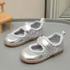 Estilo Novo Primavera e Outono 2026 Moda Feminina Sapatos Mary Jane Ballet com Velcro Solado Macio Estilo Coreano Sapatos Individuais Infantis