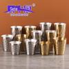Copo de Aço Inoxidável 304 Estilo Coreano com Padrão de Chama de Camada Dupla, Copo Dourado Criativo Portátil Antiderrapante para Cerveja, Suco e Uso ao Ar Livre