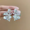 Estilo Pintura al Óleo Jardín de Monet Pendientes de Flor de Amor Perla Pendientes de Temperamento de Moda Lujo Ligero Pendientes de Gama Alta Venta al por Mayor
