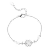 Pulsera de perlas súper dulce con una vibra suave, joyería con forma de corazón, helado blanco crema, pulsera de circonita de trébol de cuatro hojas para mujer