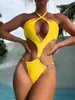 Nuevo bikini de cadena de perlas multicolor con cuello halter Amazon triángulo ajustado sexy de una pieza