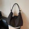 Bolsa de Lona Estilo Coreano para Viajes Diarios para Mujer 2025 Otoño Nuevo Gran Capacidad de Moda Estilo Perezoso Bolso de un Solo Hombro