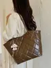Bolso de mano nuevo Yozzi otoño 2026, bolso de hombro de moda retro de alta gama, bolsa de mano tipo tote de gran capacidad para el día a día