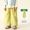 Roupas Infantis Amila 2026 Coleção Nova de Primavera Calças Casuais Versáteis Dopamina para Crianças Calças de Perna Larga com Letras para Meninos e Meninas