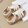 Sandalias Tejidas de Flores para Niñas 2026 Nuevo Estilo de Verano Zapatos de Princesa Antideslizantes de Suela Suave para Niños Sandalias Versátiles para Niñas Pequeñas