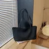 Bolso de Mano Retro de Gran Capacidad, Moda, para el Trabajo, Diseño de Nicho, Nuevo Estilo 2026, Personalidad, Tendencia, Color Sólido, Bolso Tote Casual