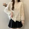 2026 Primavera Nova Coleção Plus Size Camisa com Renda Vazada e Decote V de Manga Três Quartos para Mulheres Plus Size, Top Versátil e Emagrecedor