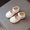 Sandalias de Dedos para Niñas 2025 Estilo Nuevo de Primavera Estilo Chanel Zapatos de Princesa Zapatos de Cuero Hueco para Niña Pequeña Zapatos Zapatos de Rendimiento